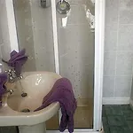 Riverview House Летний дом Атлон