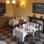 Riverview House Летний дом