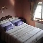 منزل ريفي Riverview House *