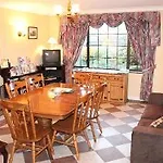 Country house Riverview House *