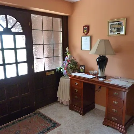 Летний дом Riverview House