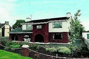 Летний дом Riverview House
