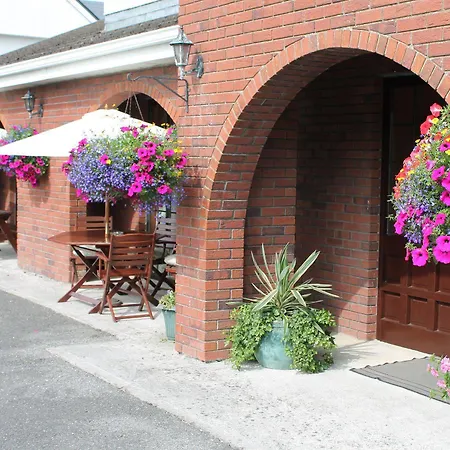 Landhaus Riverview House *