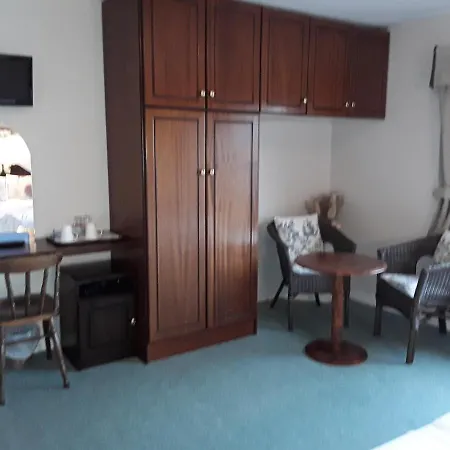 Gospodarstwo wiejskie Riverview House *