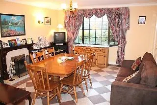 Gospodarstwo wiejskie Riverview House *