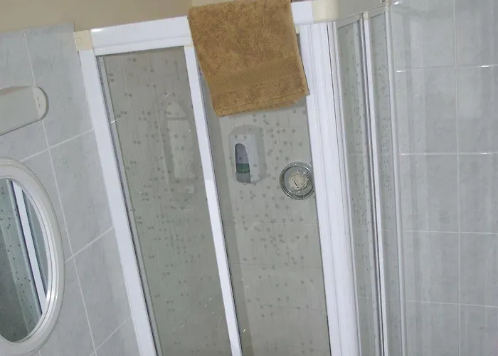 Lantställe Riverview House *